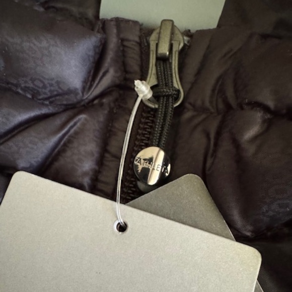 NWT! Athleta Downalicious Deluxe Vest - Black - XL - Picture 6 of 7